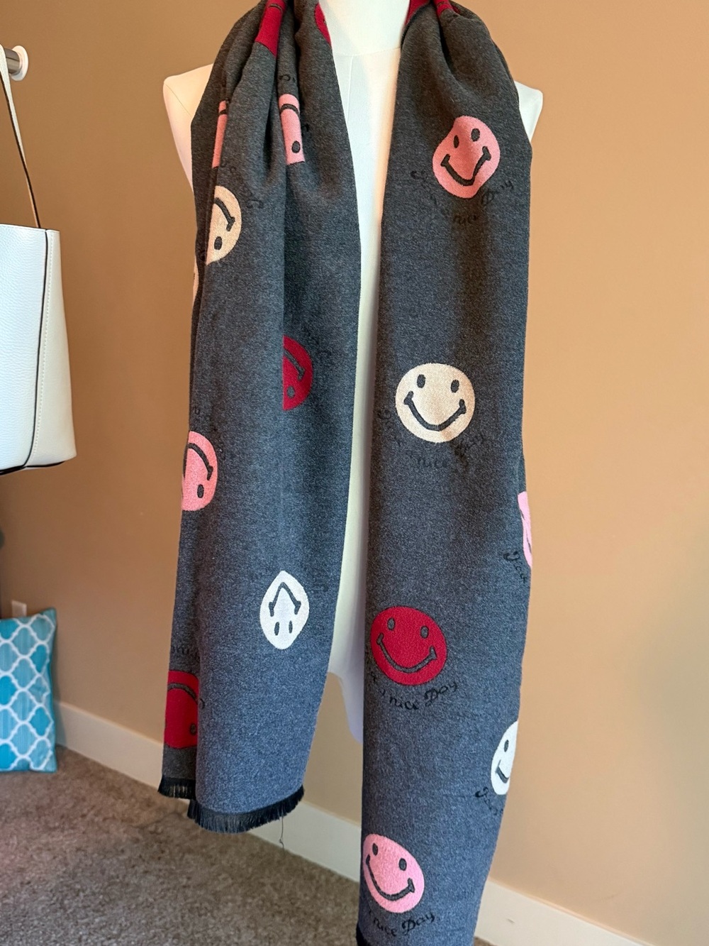 Kids Gray Smiley Scarf with Pink, Red & White Faces